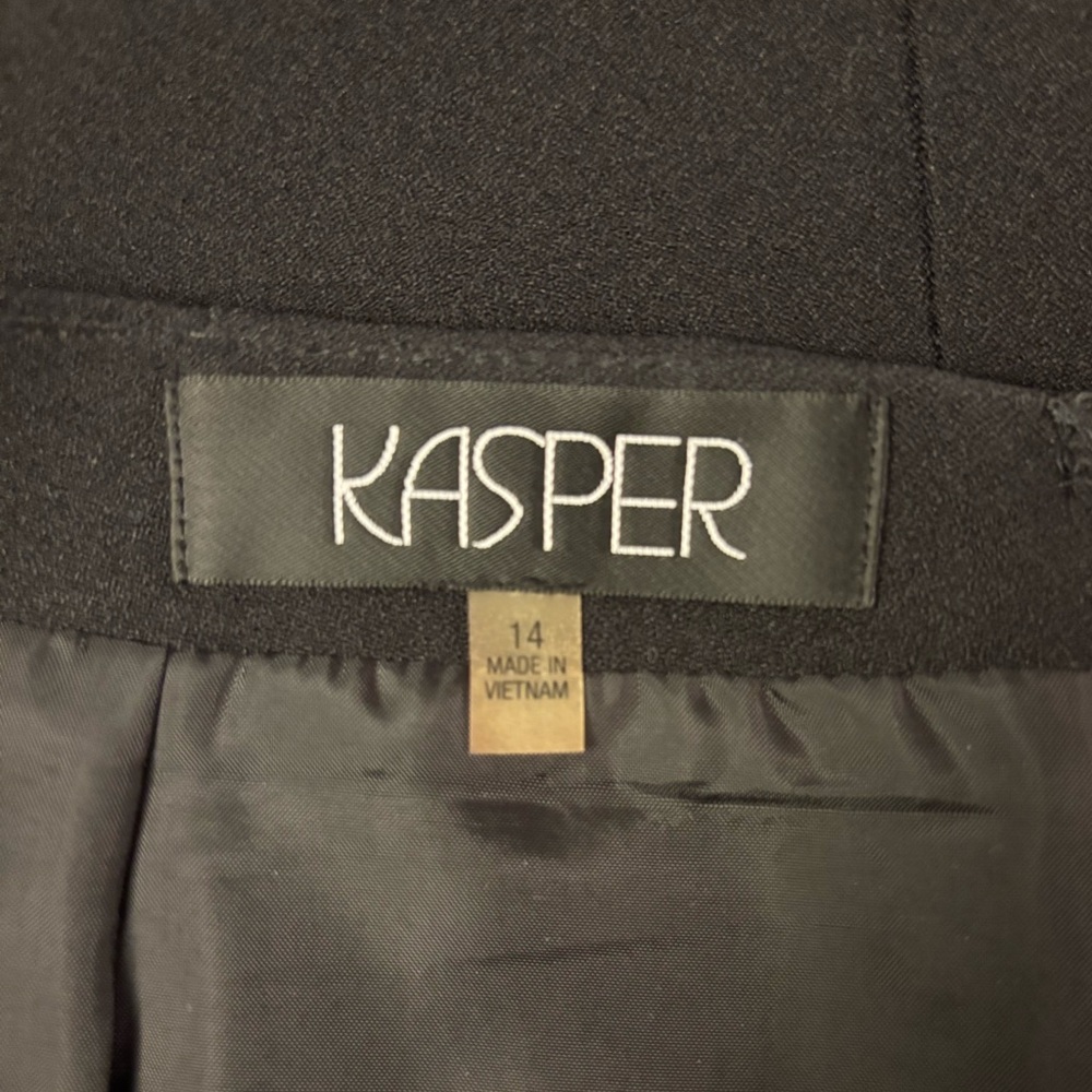 Kasper classic black skirt - Picture 9 of 11